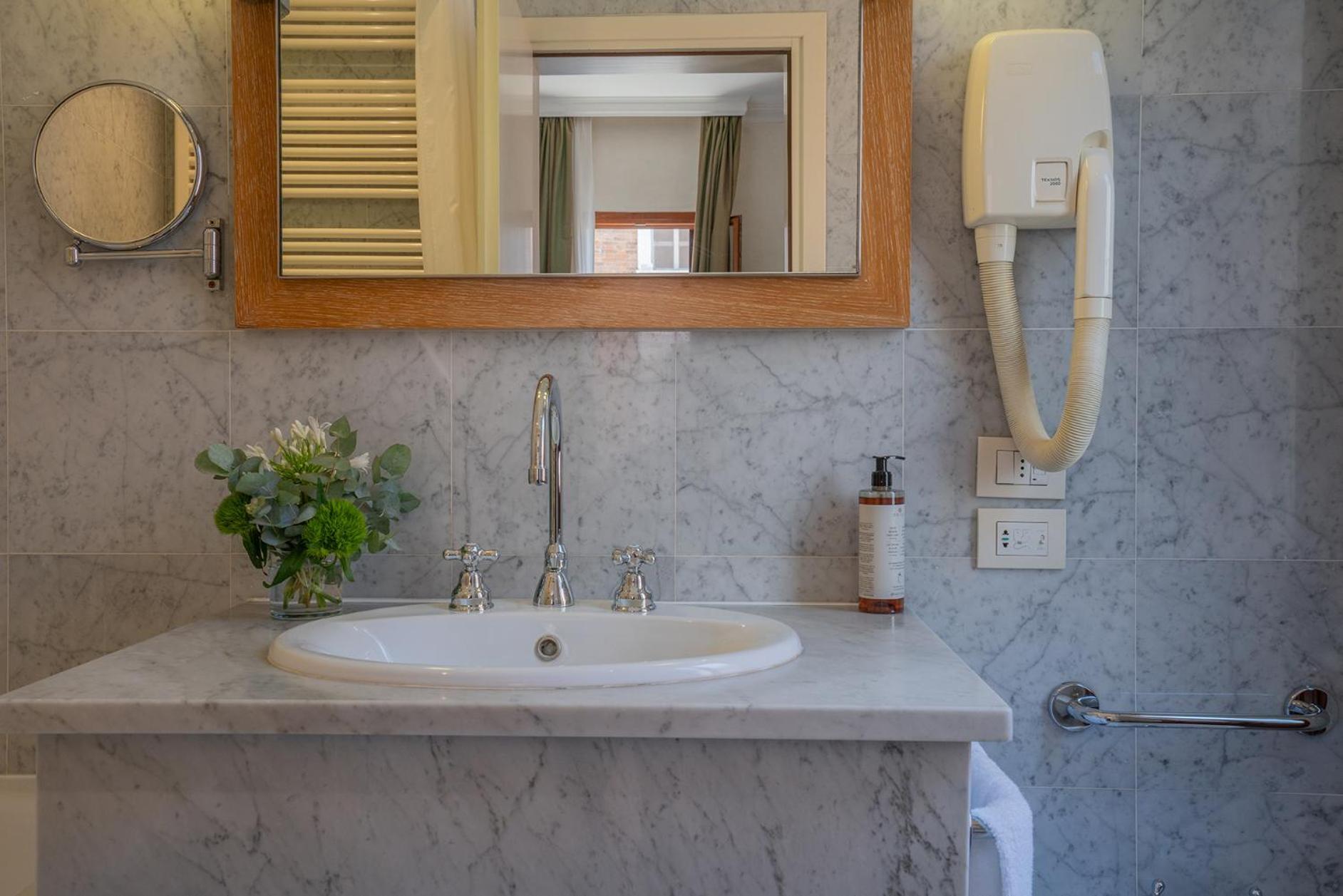 Residenza San Marco " La Padrona" Hotel Venesia Bagian luar foto