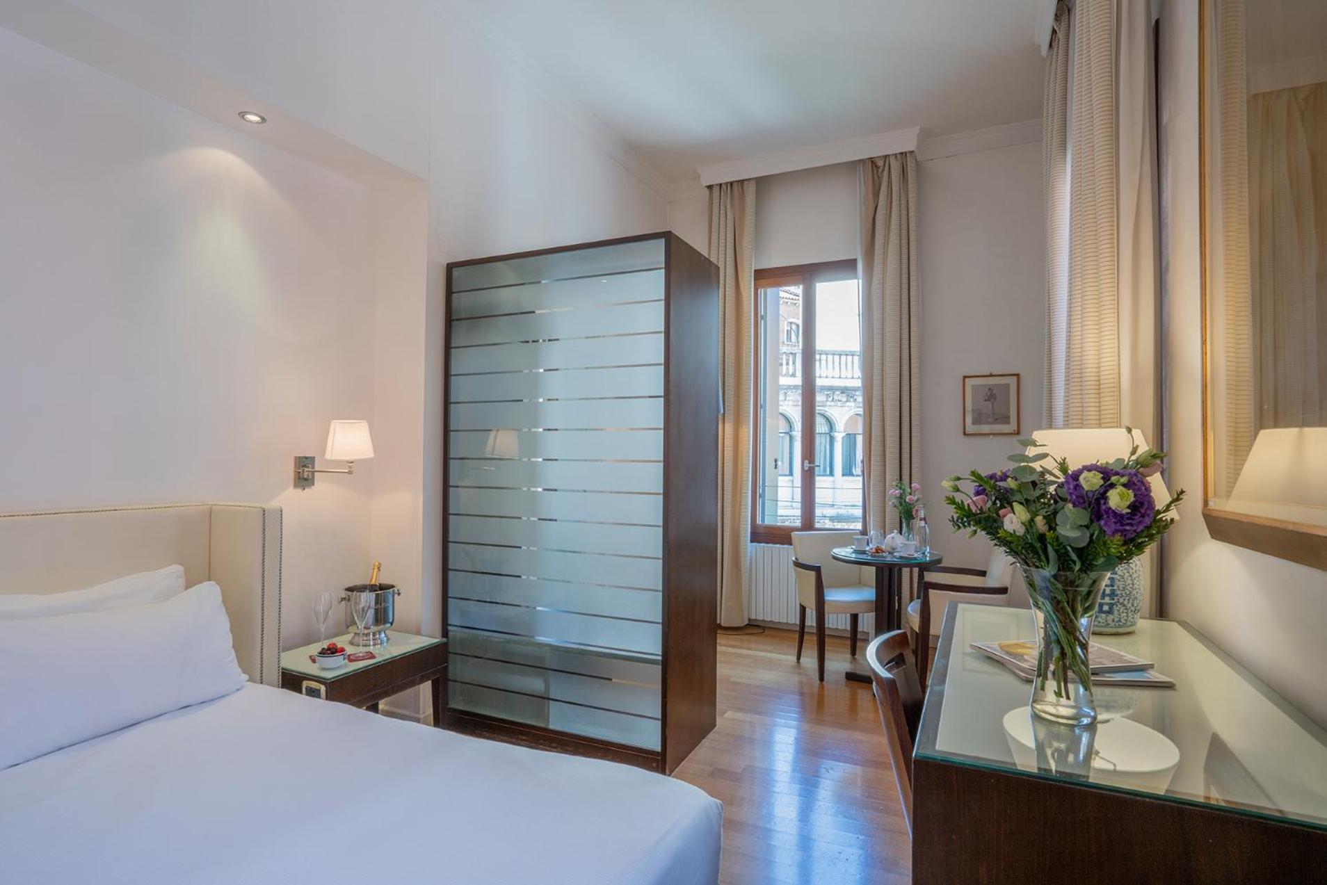 Residenza San Marco " La Padrona" Hotel Venesia Bagian luar foto
