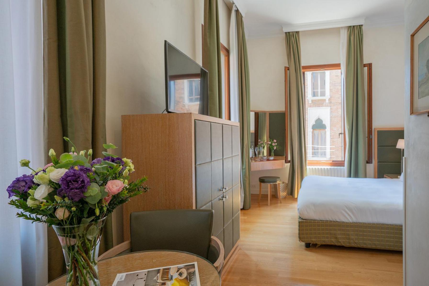 Residenza San Marco " La Padrona" Hotel Venesia Bagian luar foto